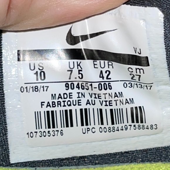NIKE FREE MEN\'S TRAINING / RUNNING SHOE SIZE 10 main image 4